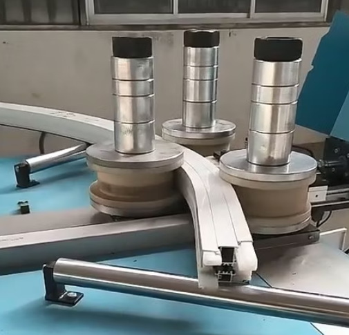 Aluminum Extrusion_3.jpg