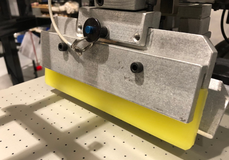 Automatic Squeegee Holder Extrusion Machines_1