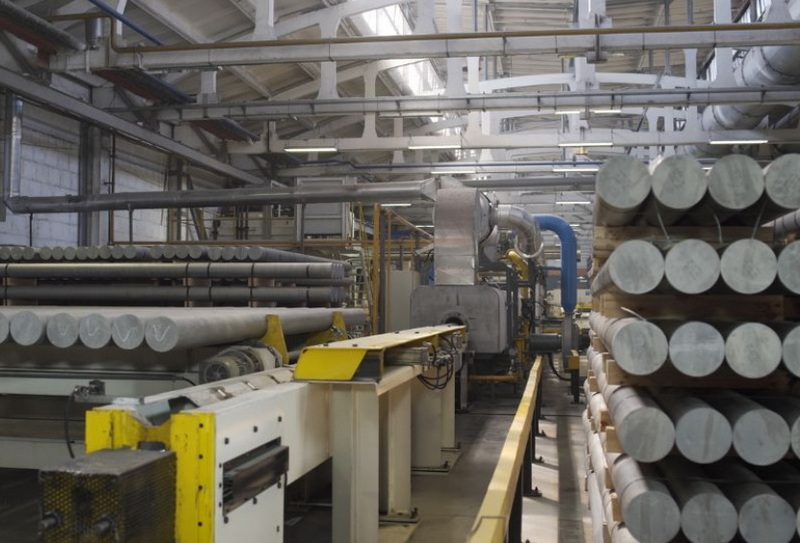 Aluminum Extruder Manufacturer_1.jpg