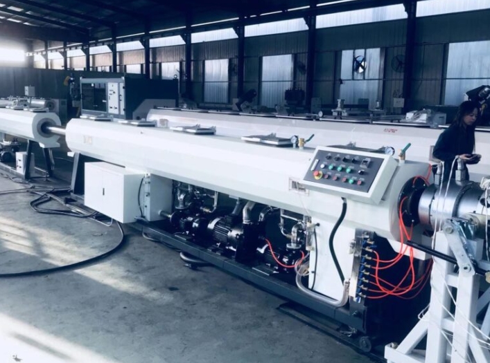 PE Tube Manufacturing.jpg
